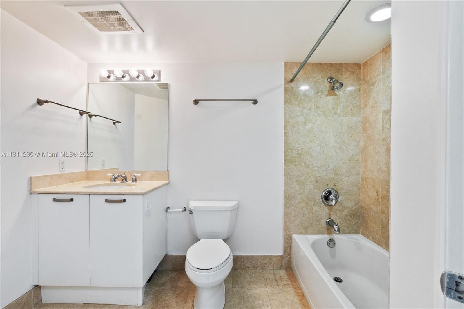 2001 N Ocean Blvd #701 Fort Lauderdale, FL 33305