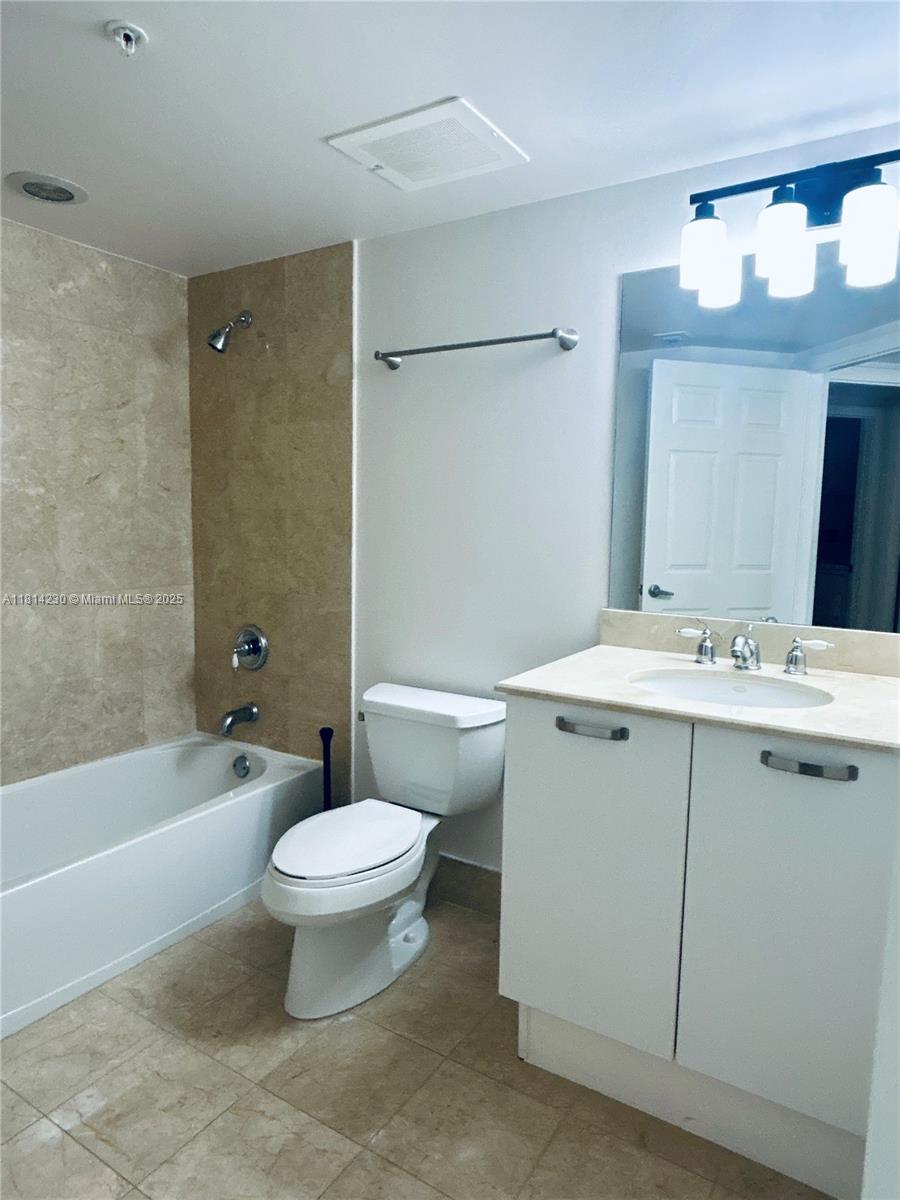 2001 N Ocean Blvd #701 Fort Lauderdale, FL 33305