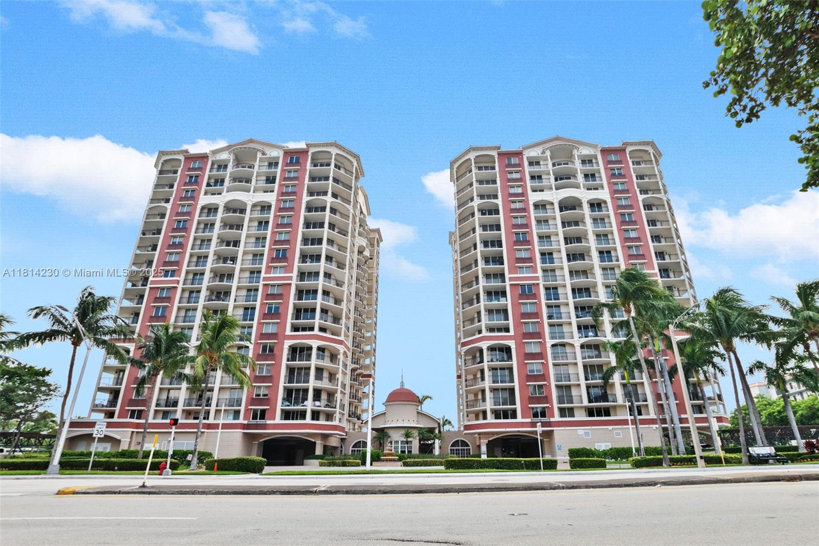 2001 N Ocean Blvd #701 Fort Lauderdale, FL 33305