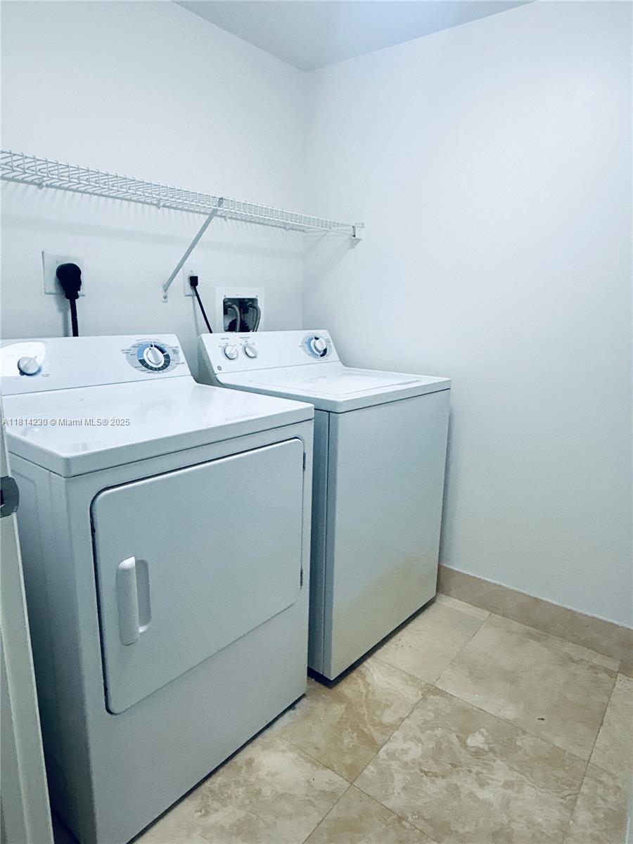 2001 N Ocean Blvd #701 Fort Lauderdale, FL 33305