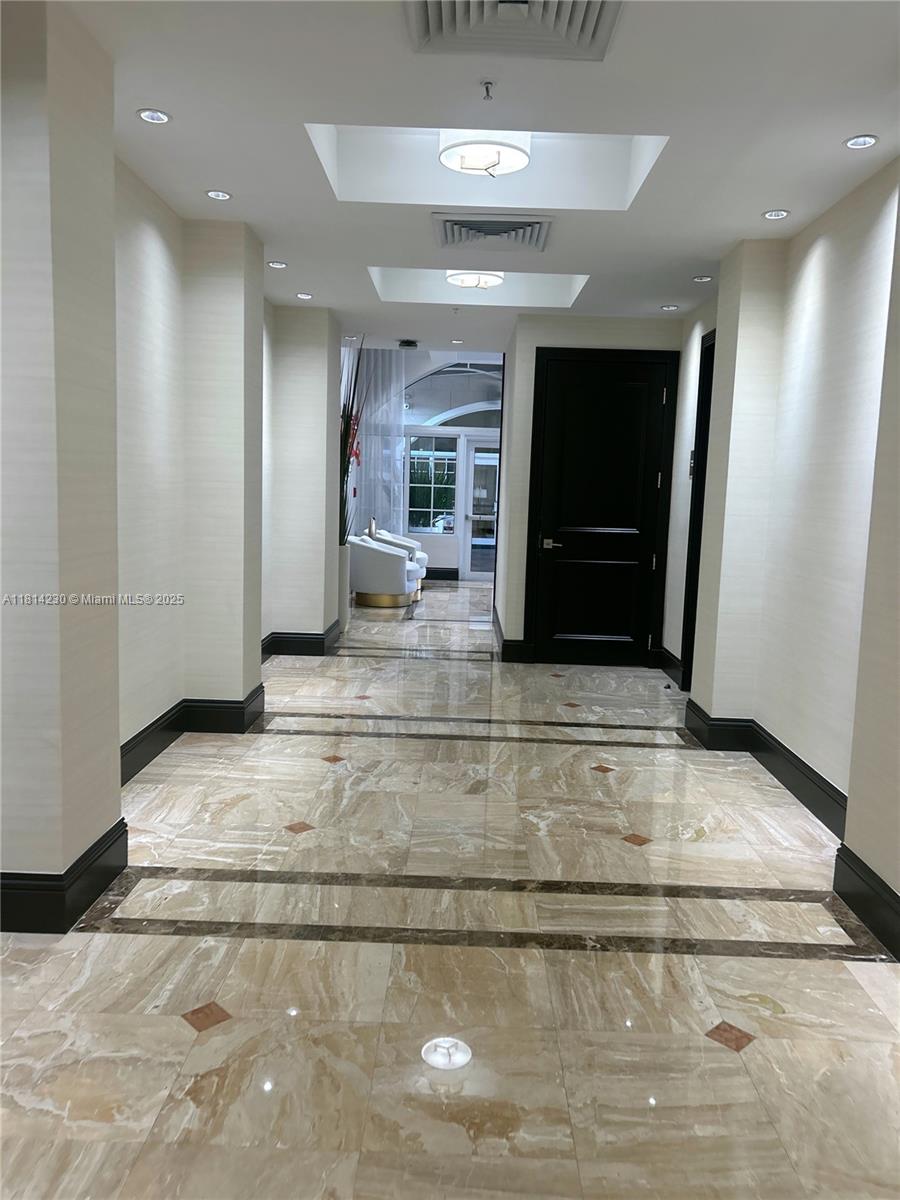 2001 N Ocean Blvd #701 Fort Lauderdale, FL 33305