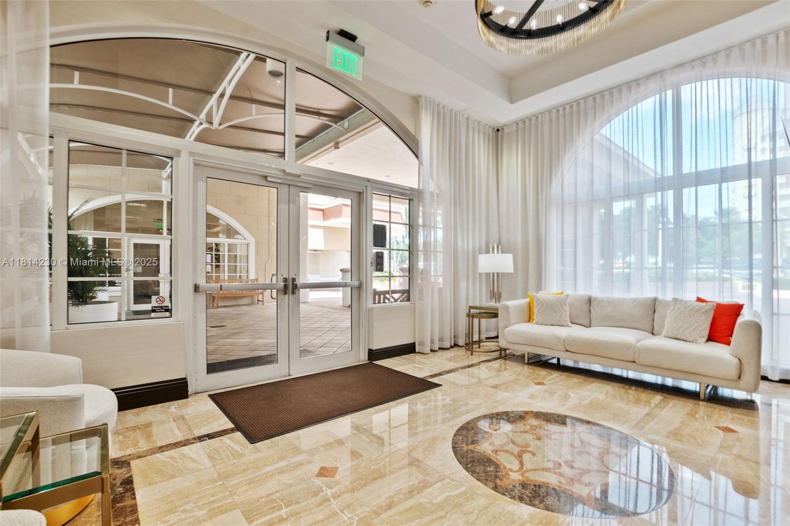 2001 N Ocean Blvd #701 Fort Lauderdale, FL 33305