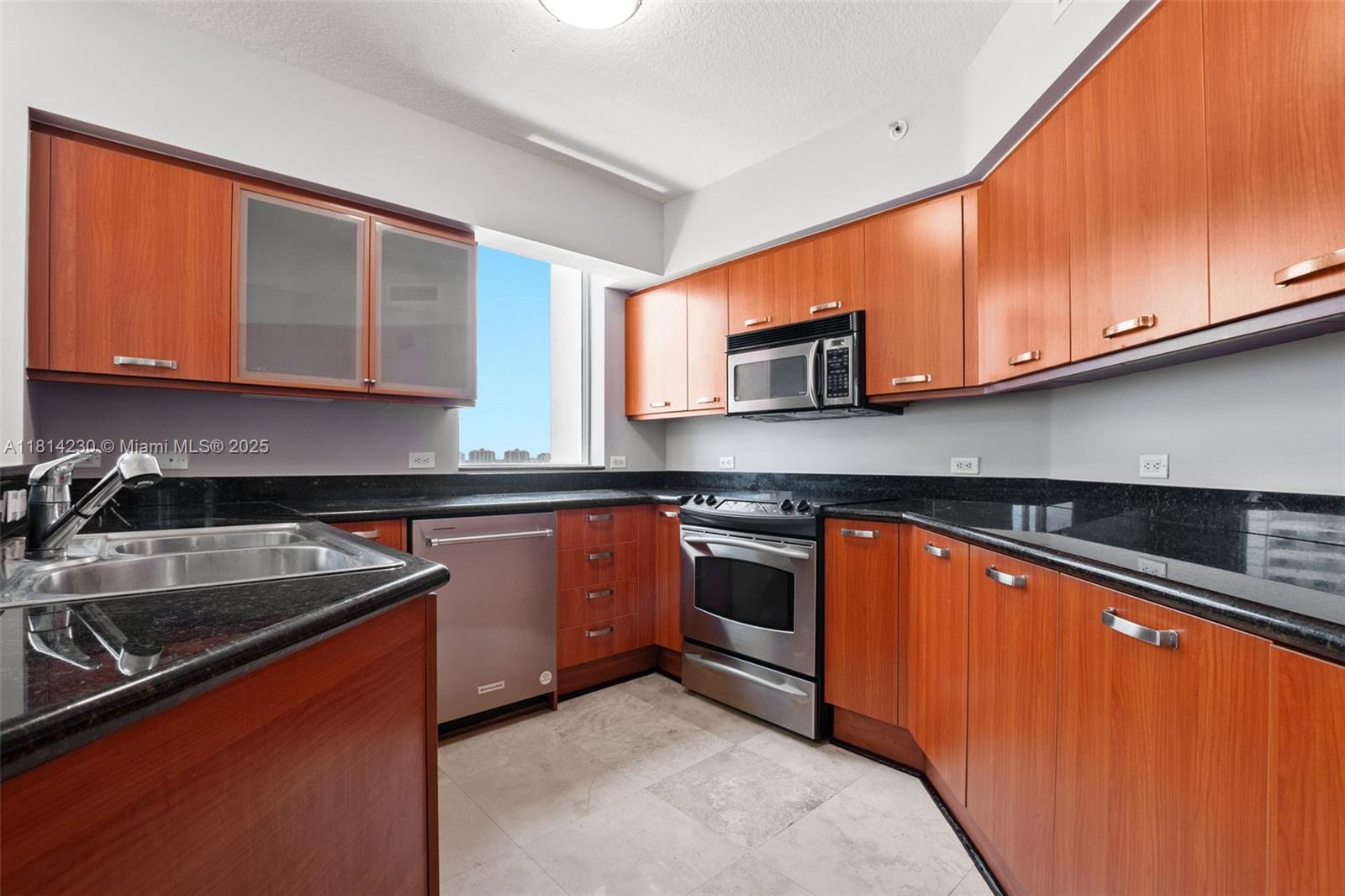 2001 N Ocean Blvd #701 Fort Lauderdale, FL 33305