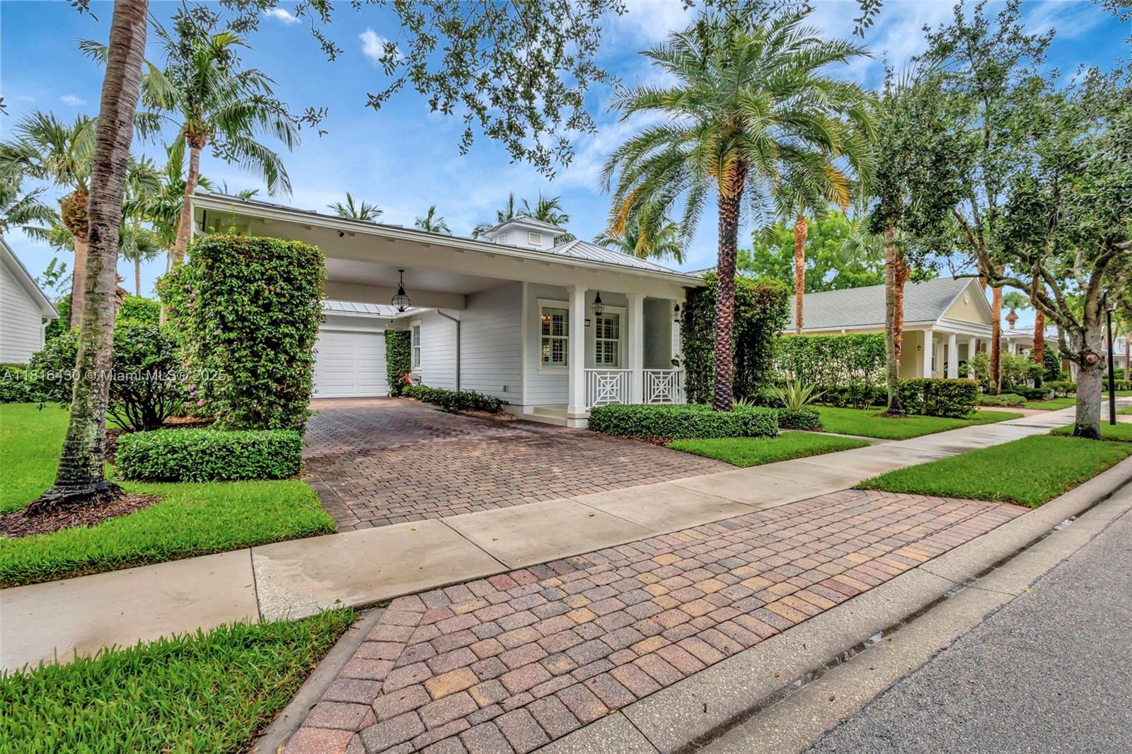 1327 Duval St Jupiter, FL 33458