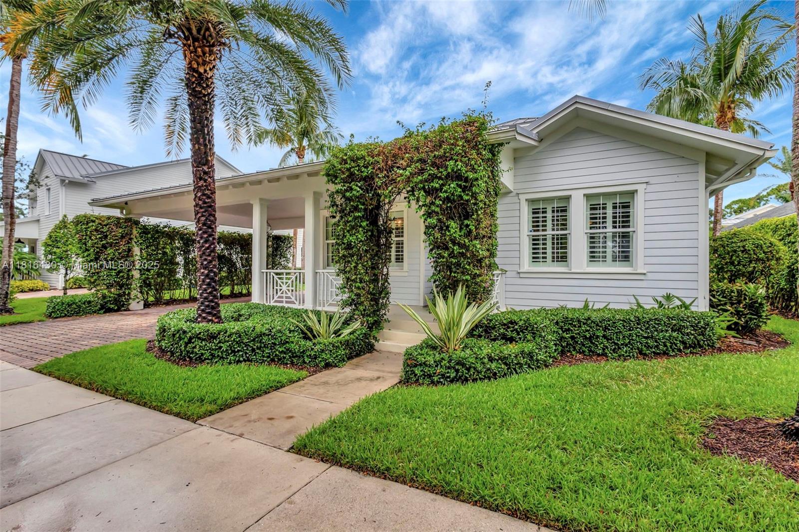 1327 Duval St Jupiter, FL 33458