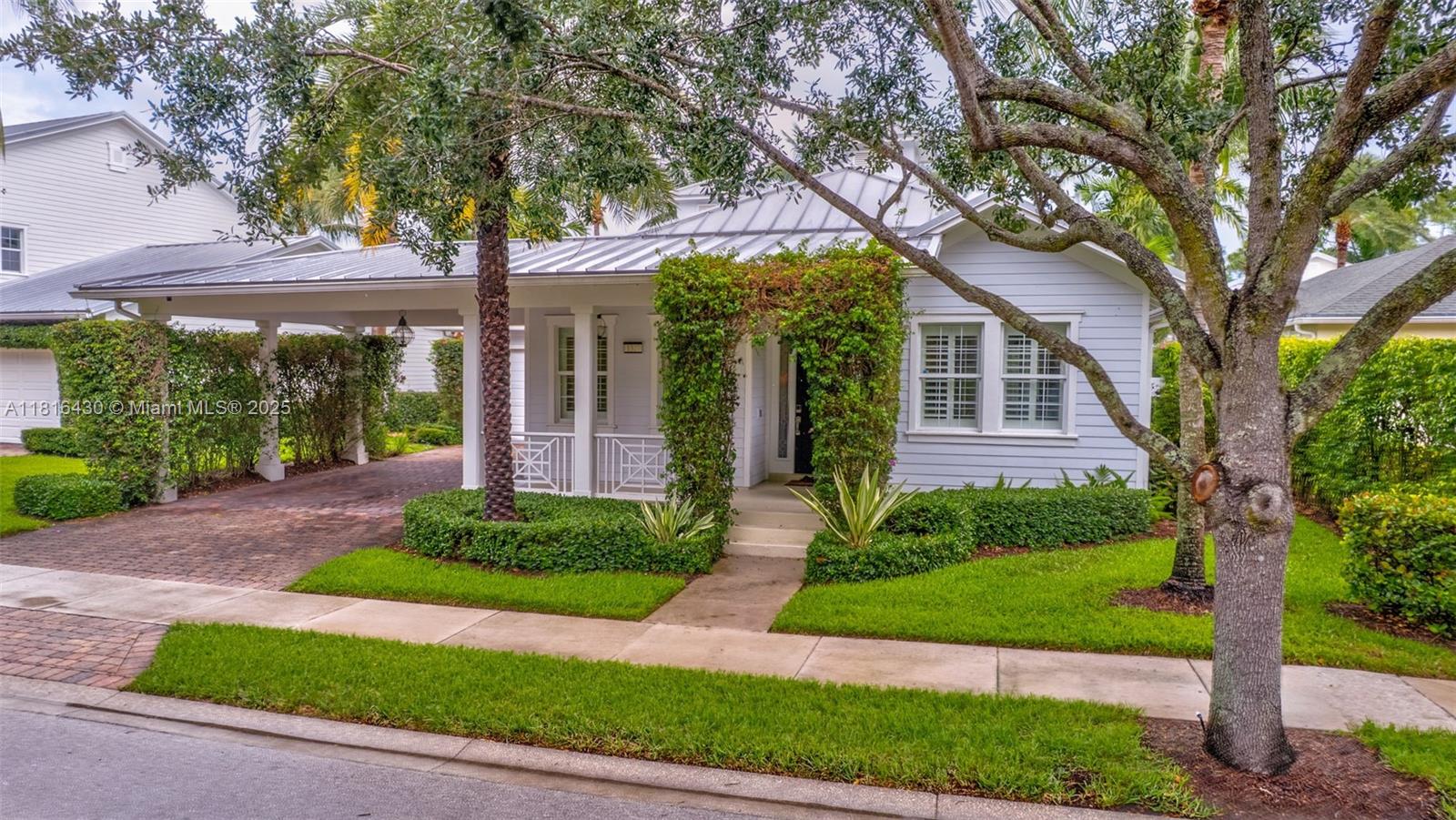 1327 Duval St Jupiter, FL 33458