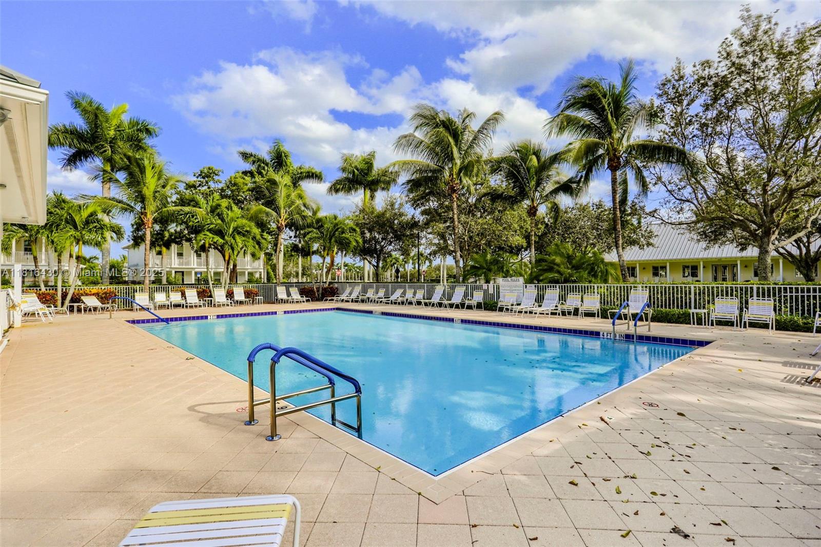 1327 Duval St Jupiter, FL 33458