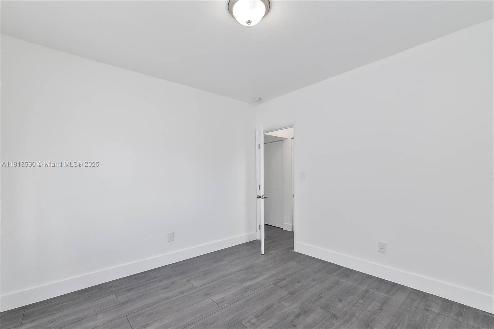 212 NW 15th St Miami, FL 33136