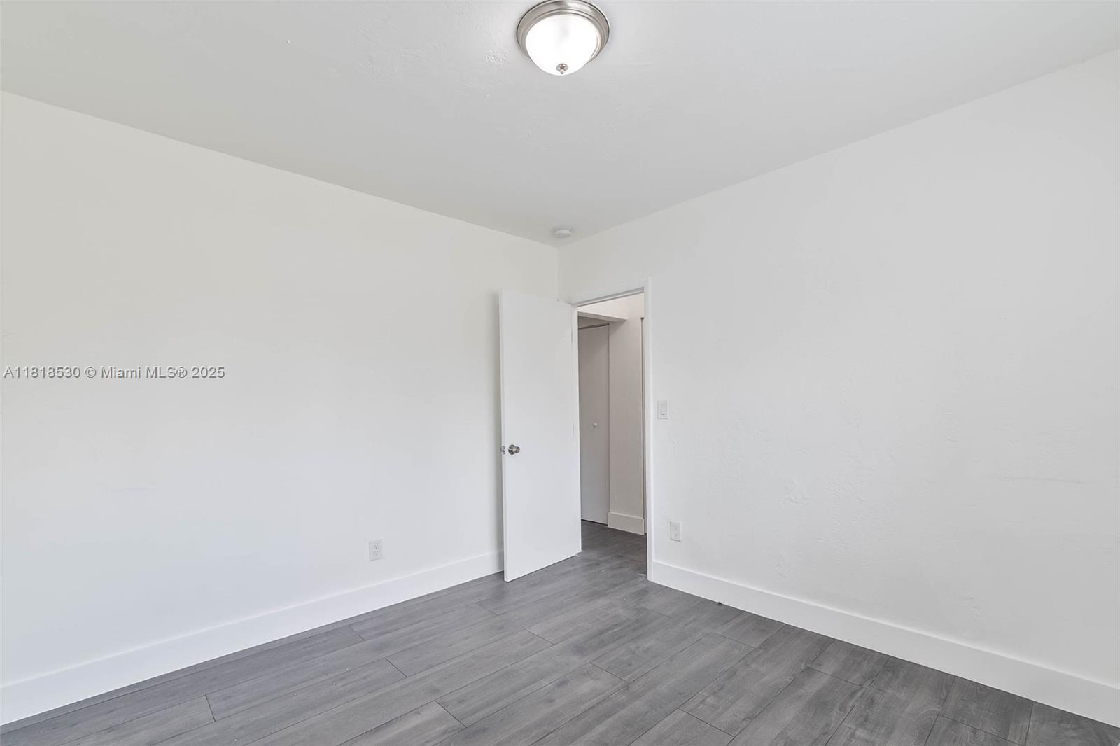 212 NW 15th St Miami, FL 33136