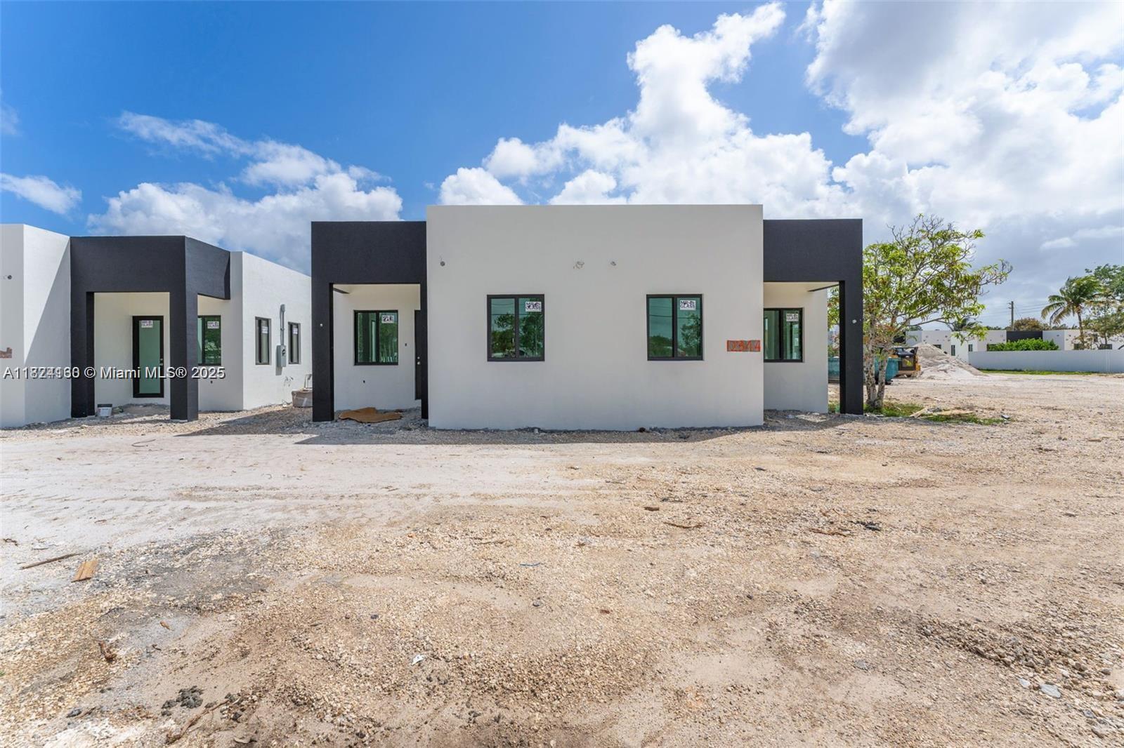 12350 SW 219th St