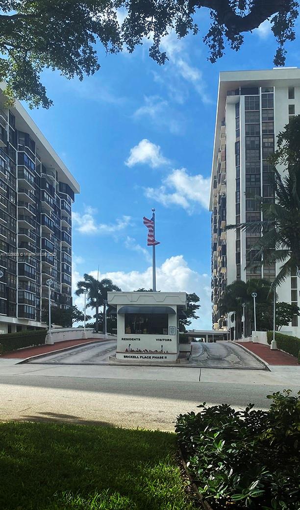image Brickell Place Phas Ii C21