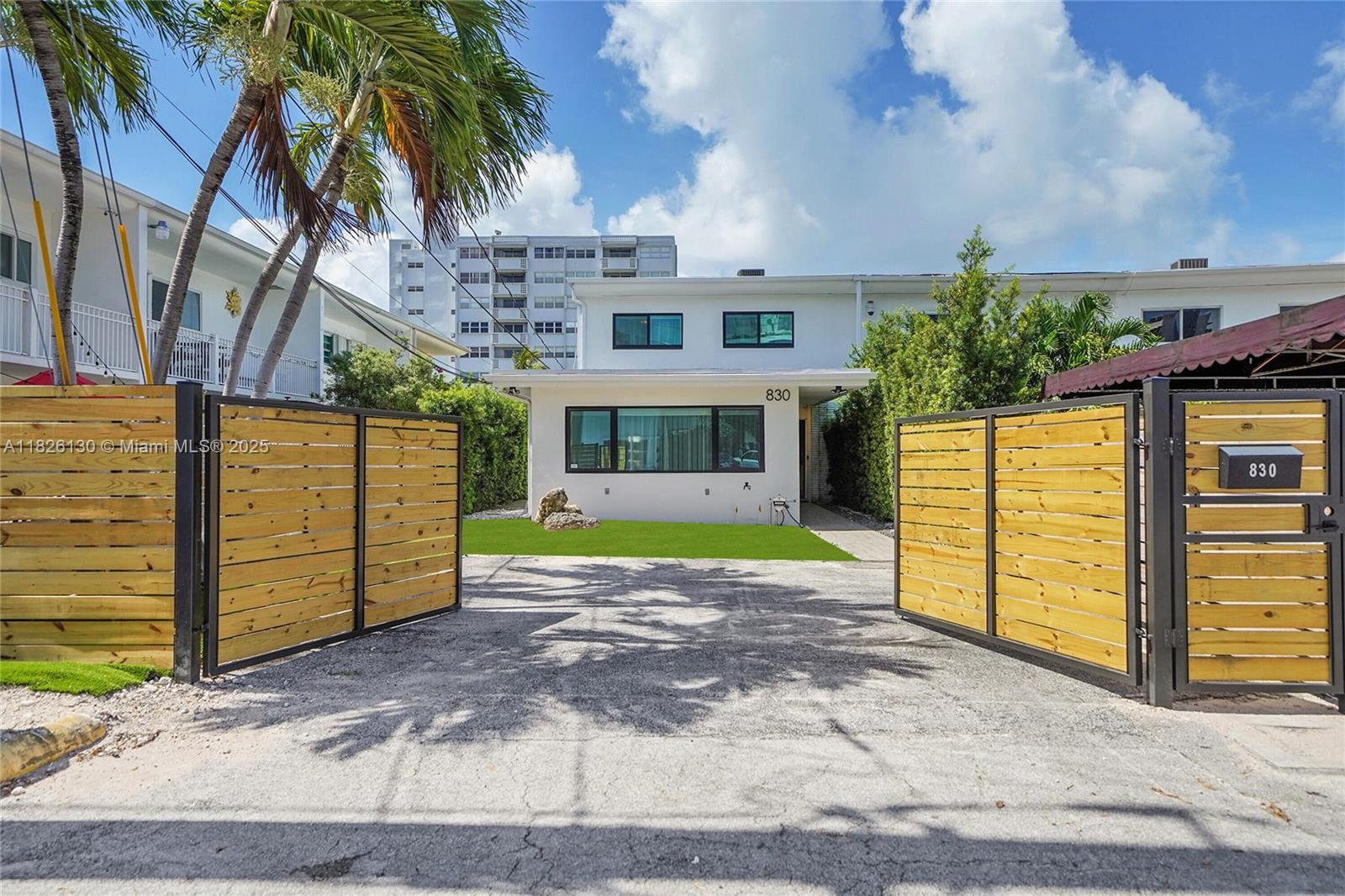 830 Raymond St Miami Beach, FL 33141