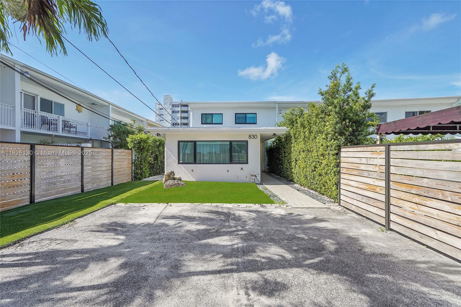 830 Raymond St Miami Beach, FL 33141