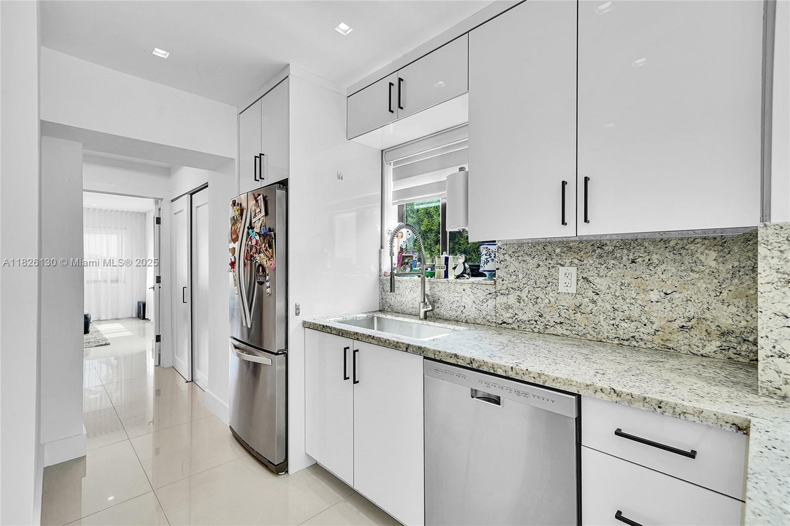 830 Raymond St Miami Beach, FL 33141