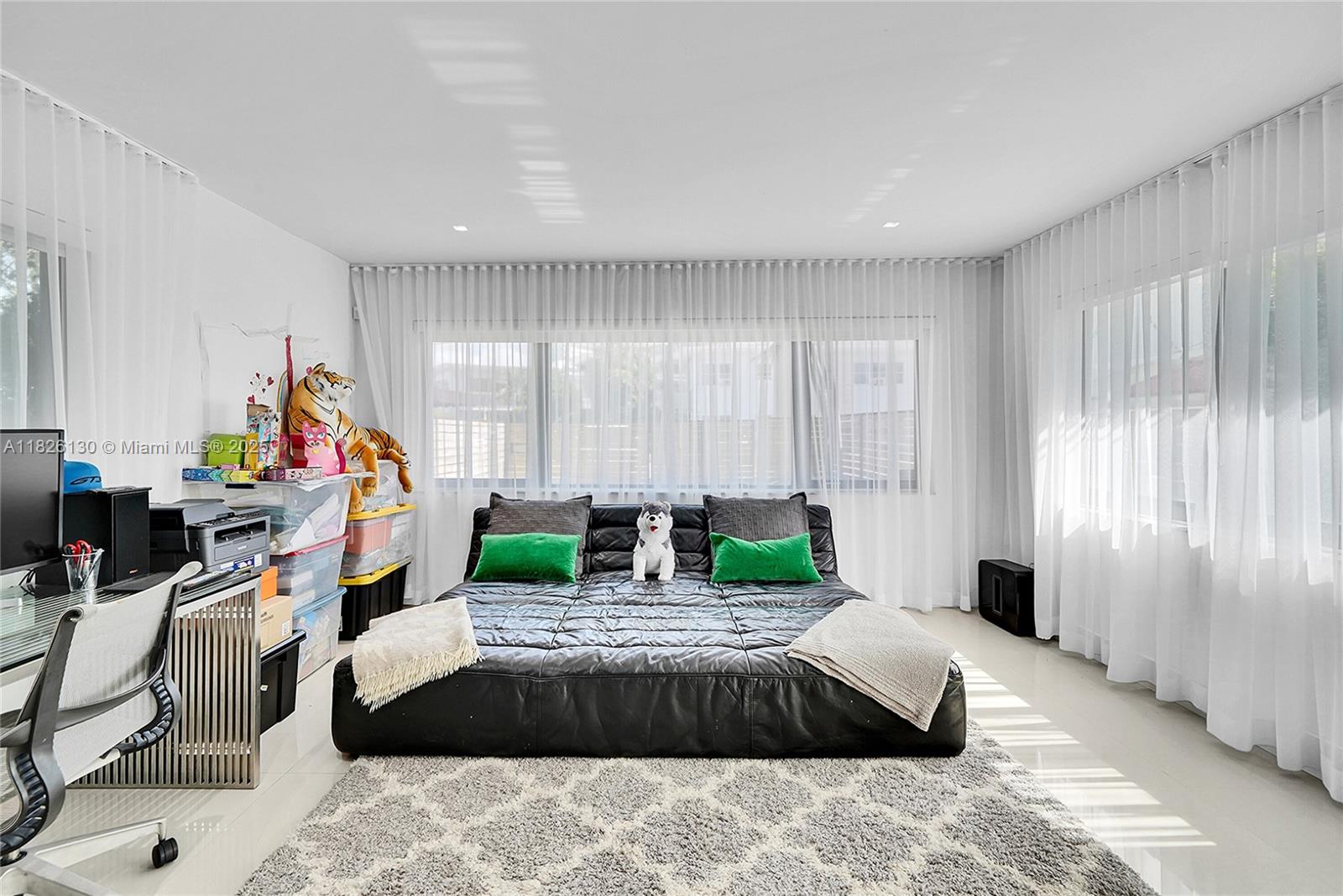 830 Raymond St Miami Beach, FL 33141