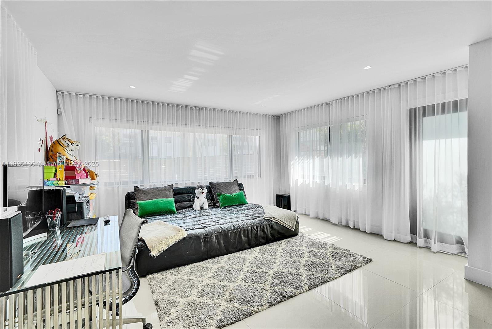 830 Raymond St Miami Beach, FL 33141