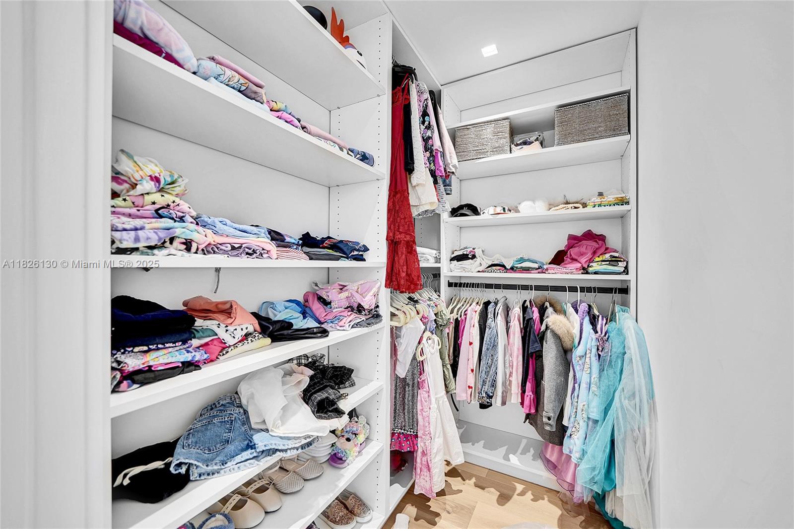 830 Raymond St Miami Beach, FL 33141