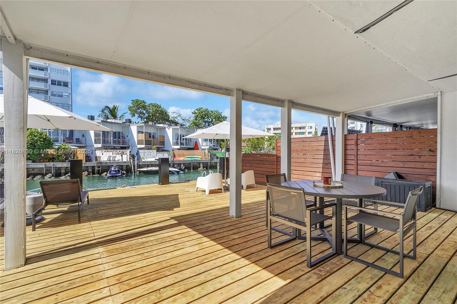 830 Raymond St Miami Beach, FL 33141