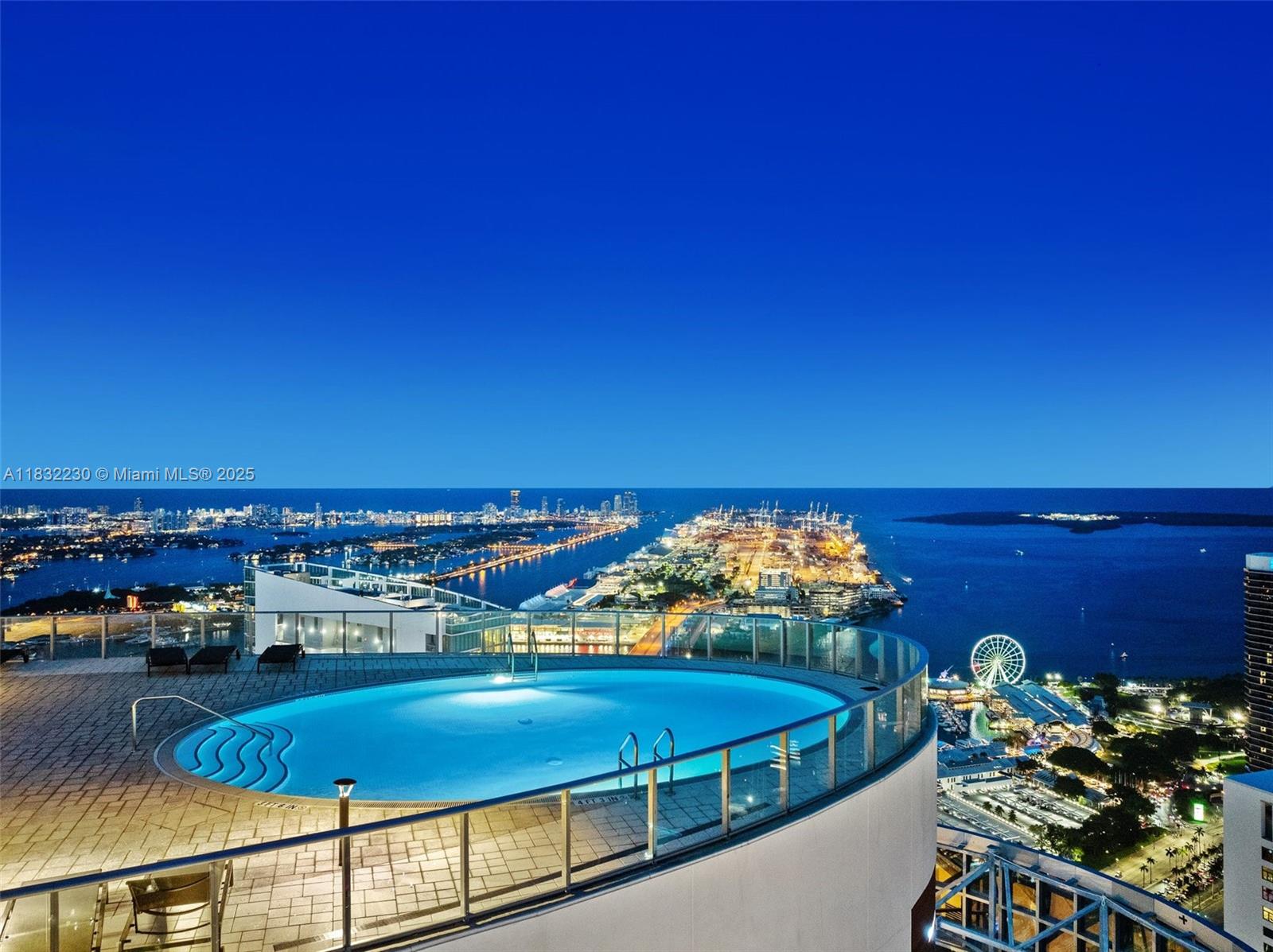 image Paramount Miami World Cen39