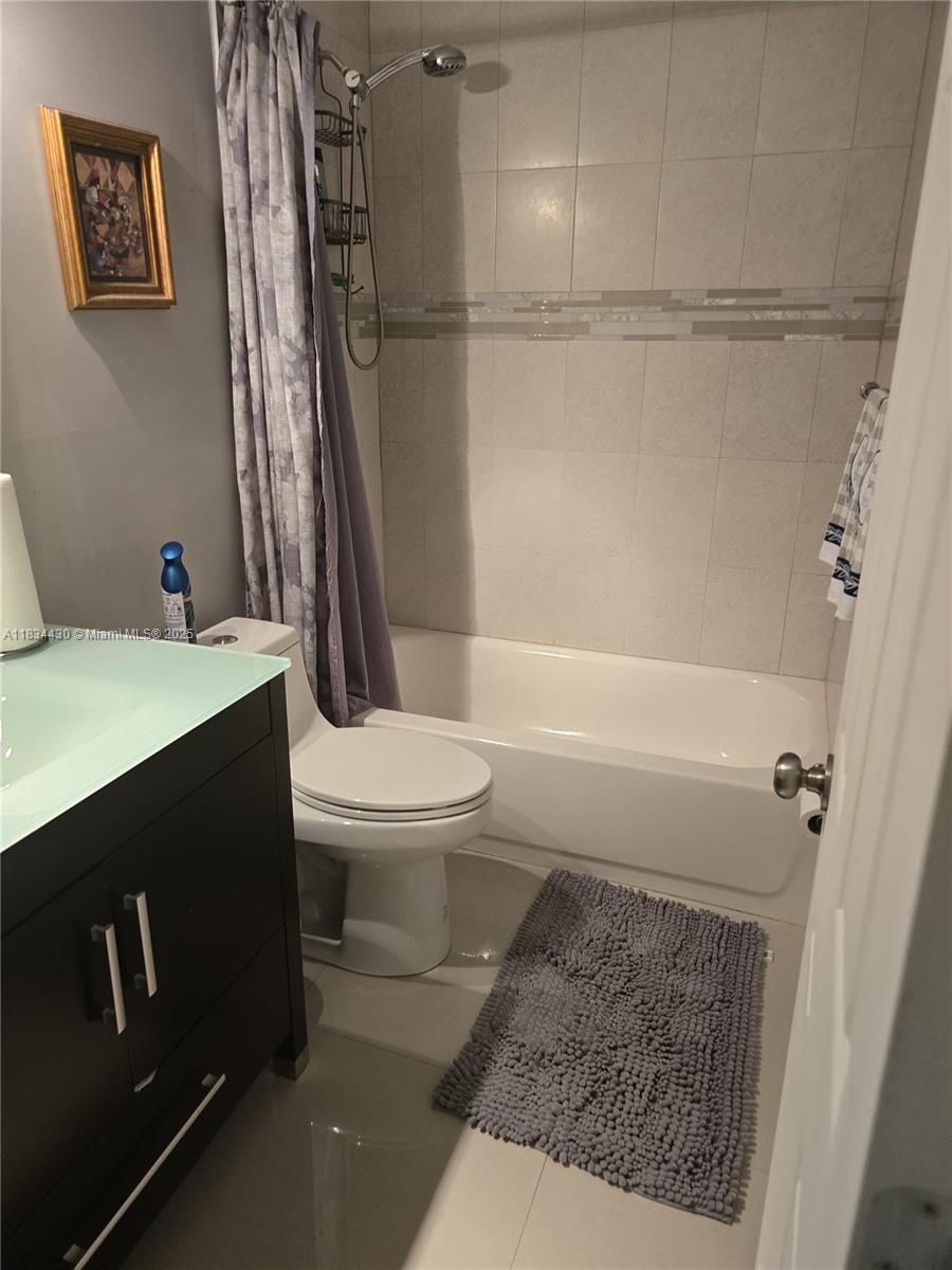 Undisclosed Address Plantation, FL 33323