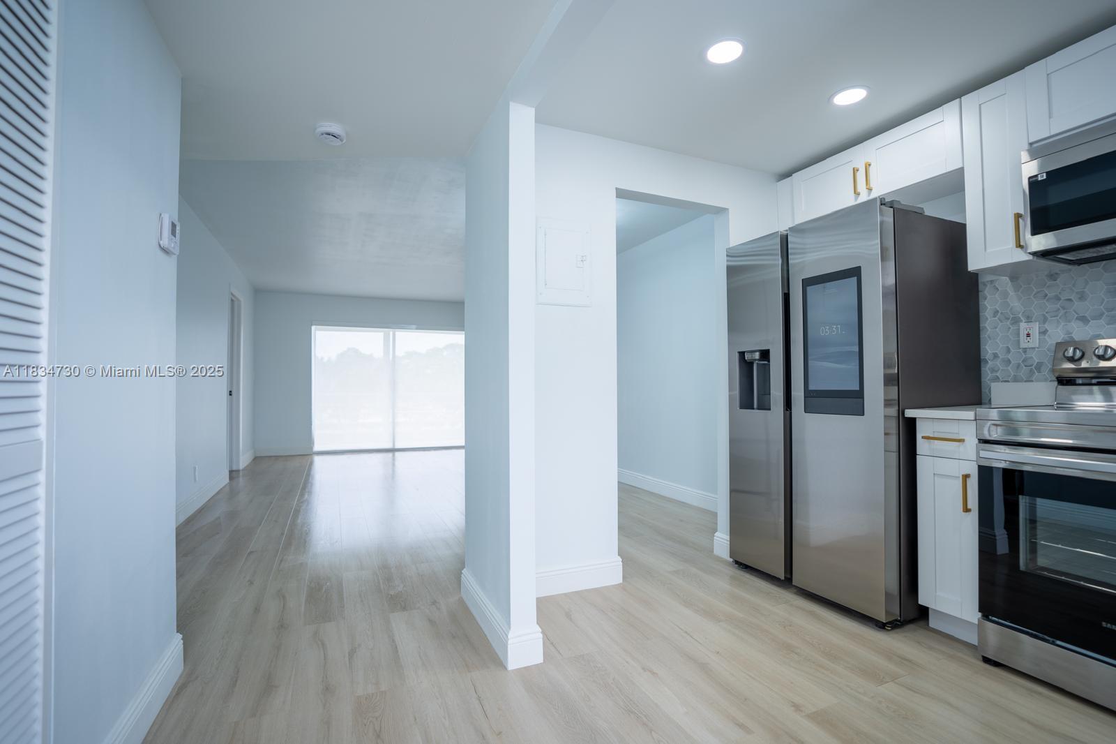 9601 Sunrise Lks Blvd #311