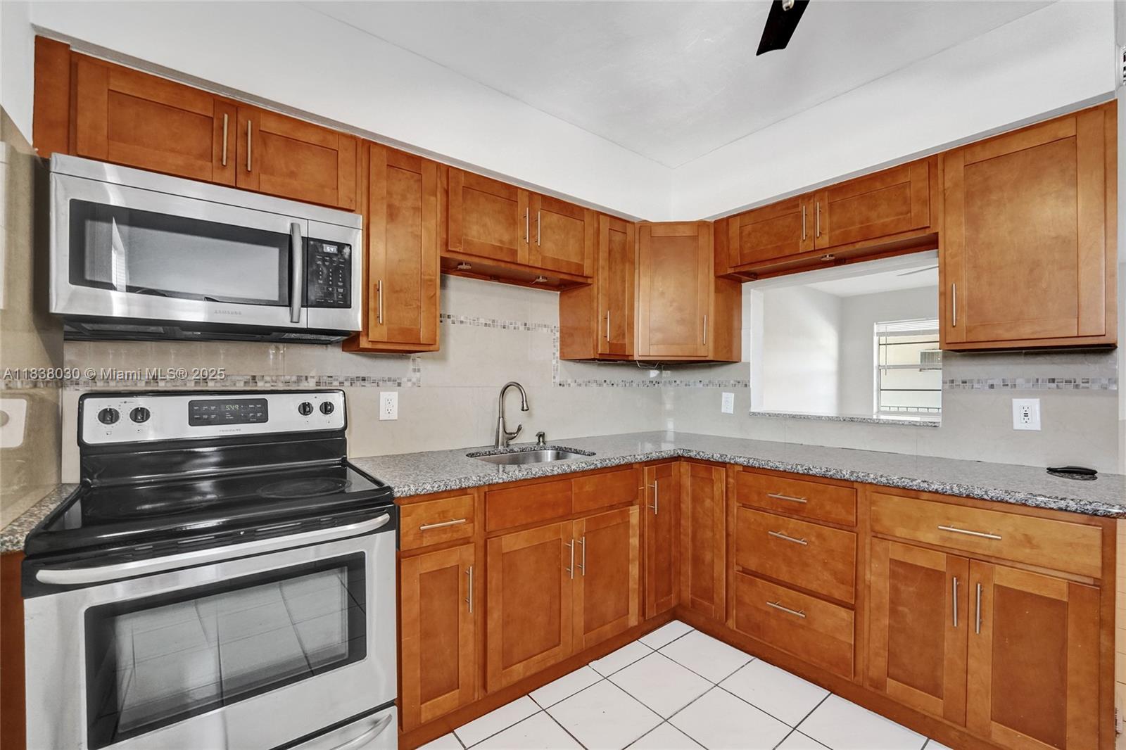 7401 Pines Blvd #210