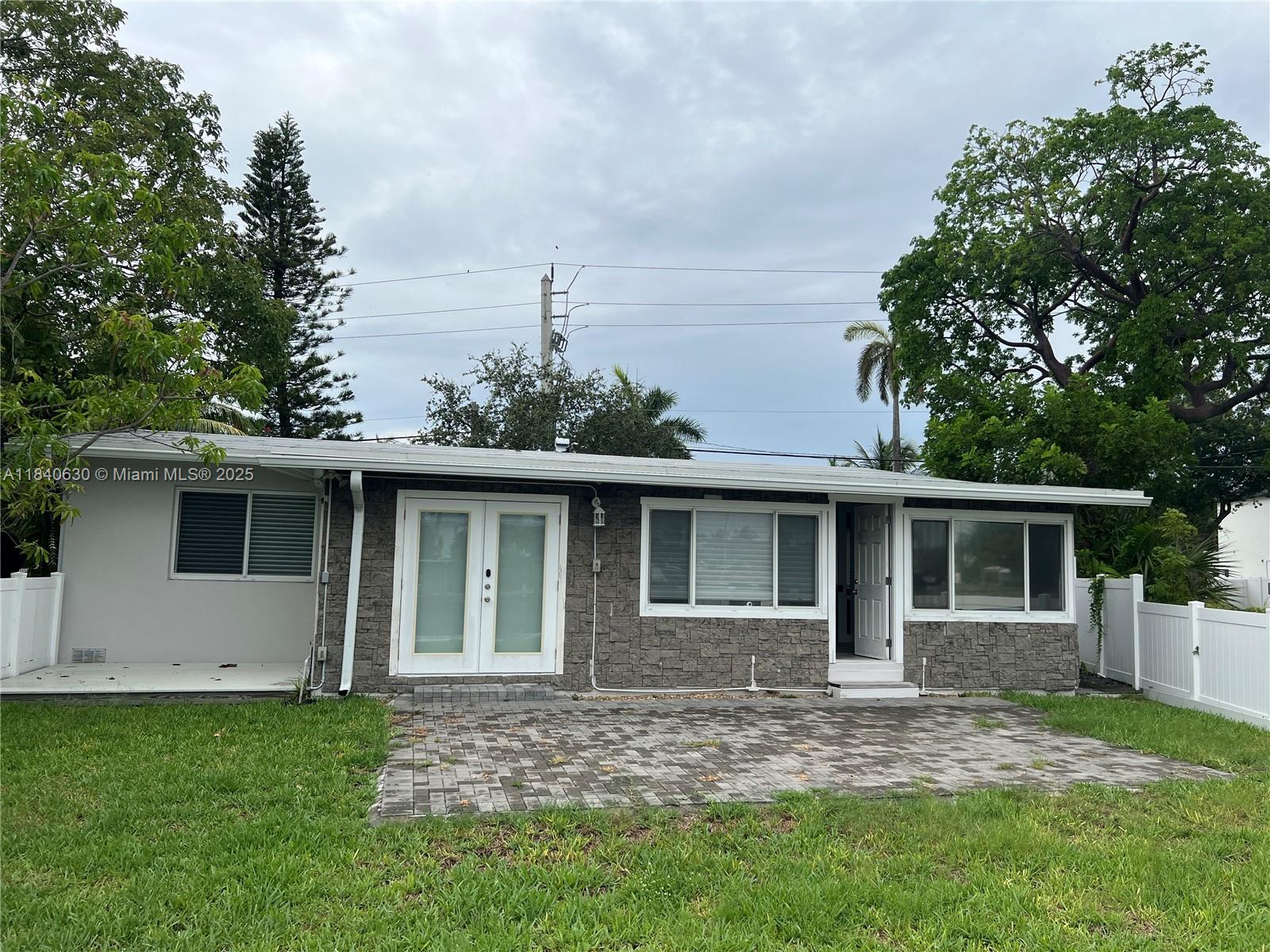 1254 Cordova Rd