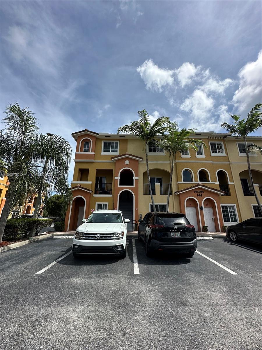 141 NW 2nd Ave #2