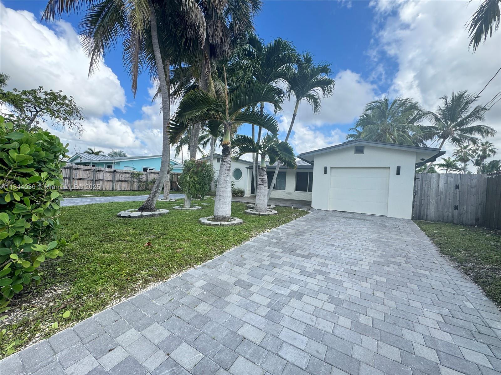 1709 SW 5th Pl