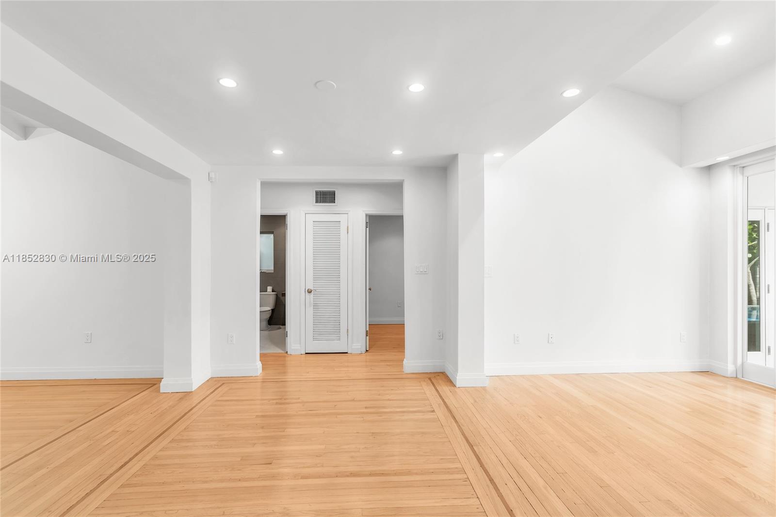 776 NE 74th St Miami, FL 33138