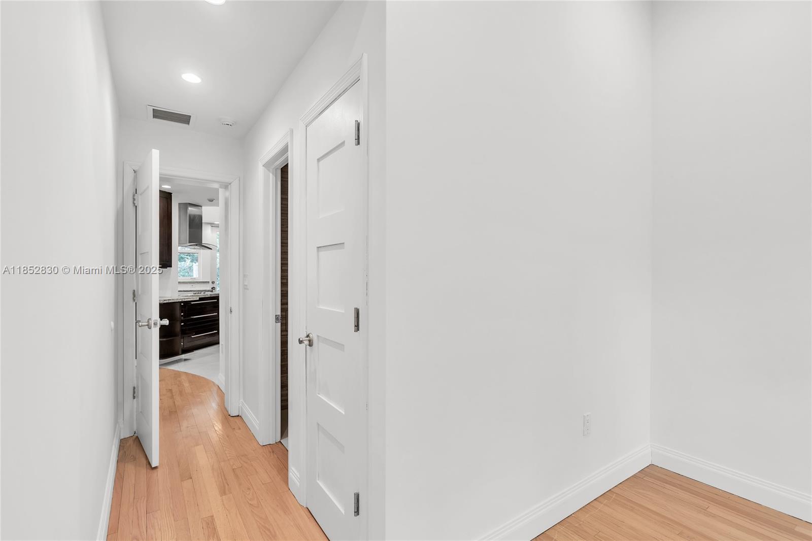 776 NE 74th St Miami, FL 33138