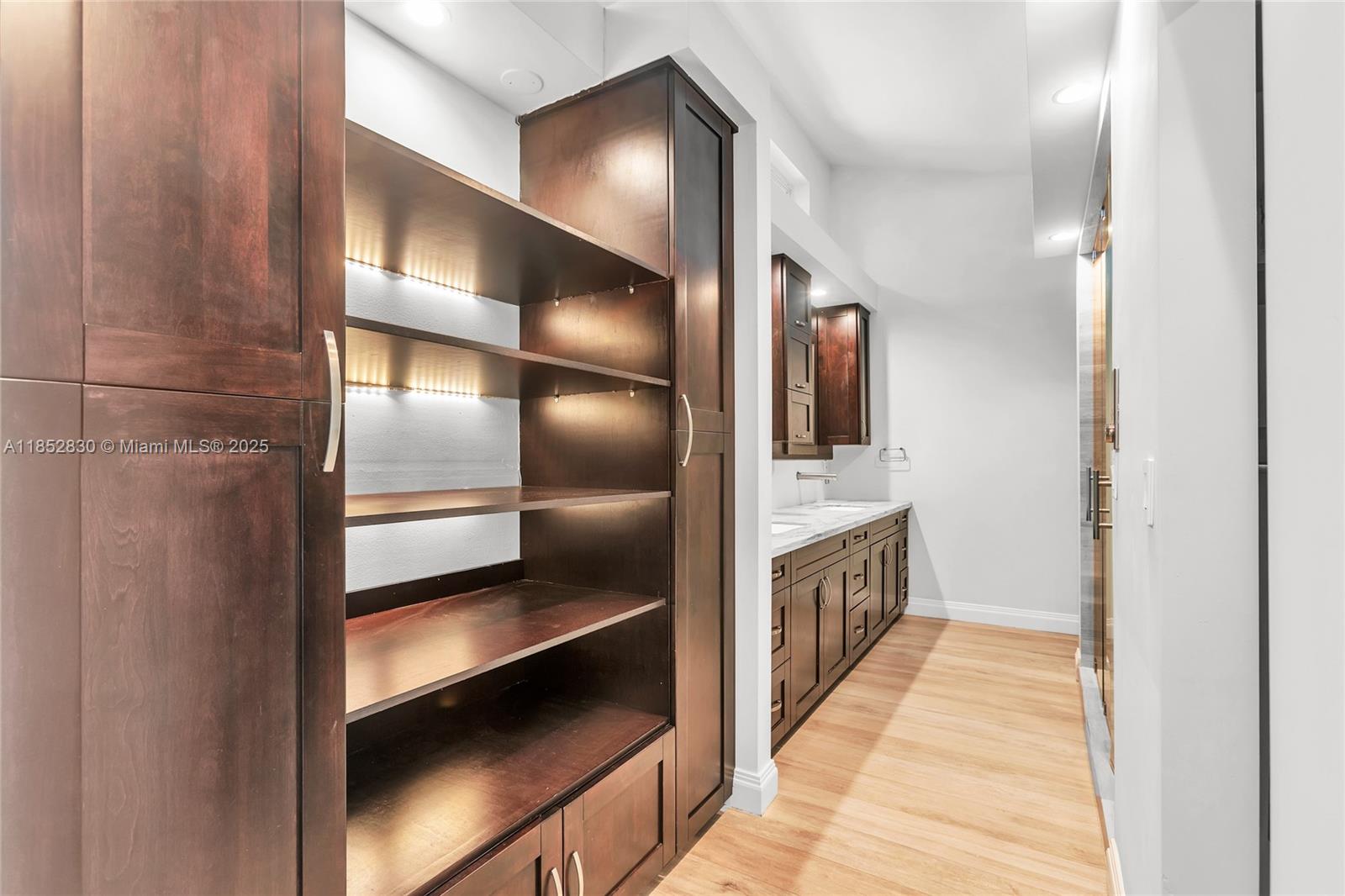 776 NE 74th St Miami, FL 33138