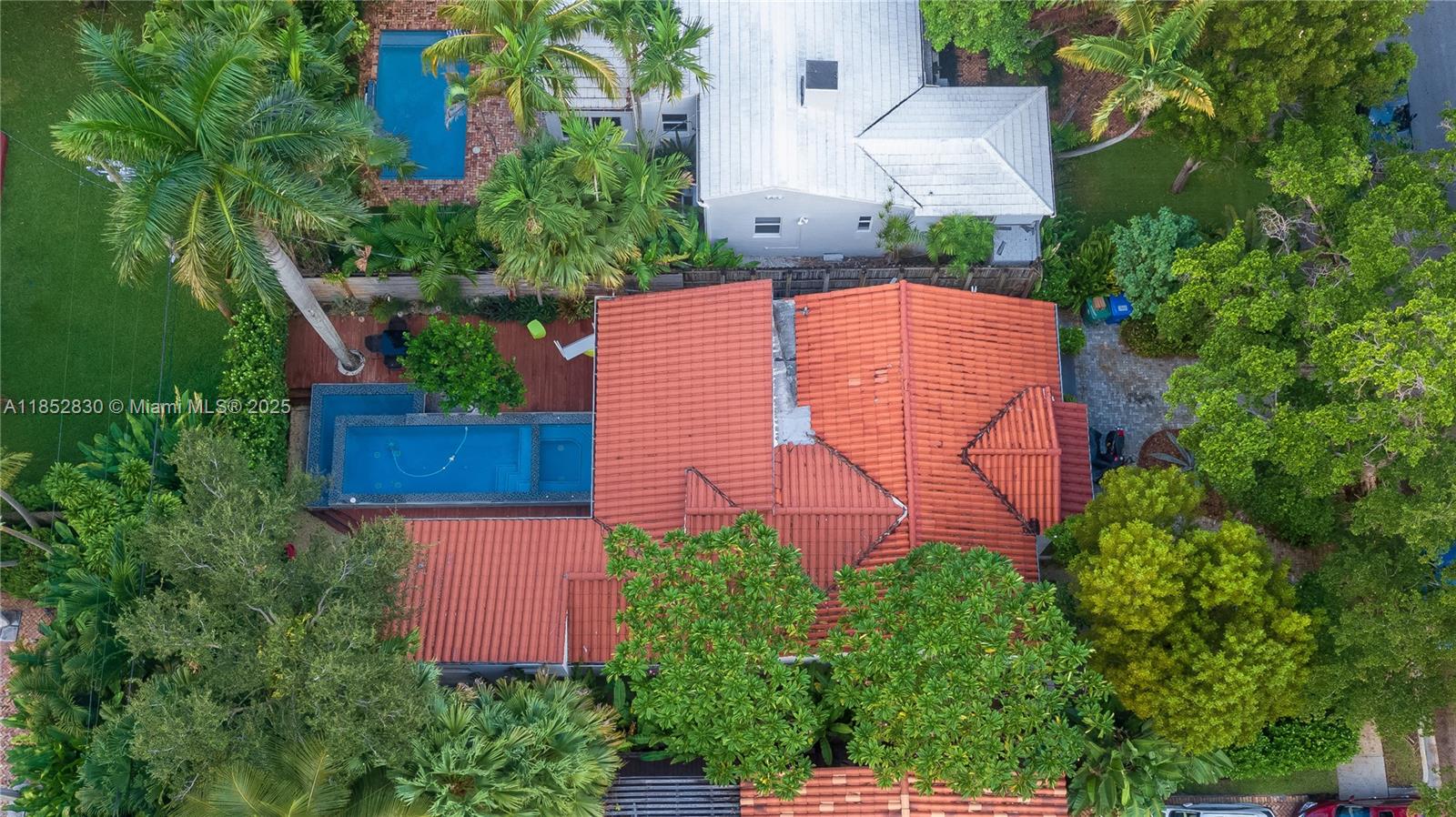 776 NE 74th St Miami, FL 33138