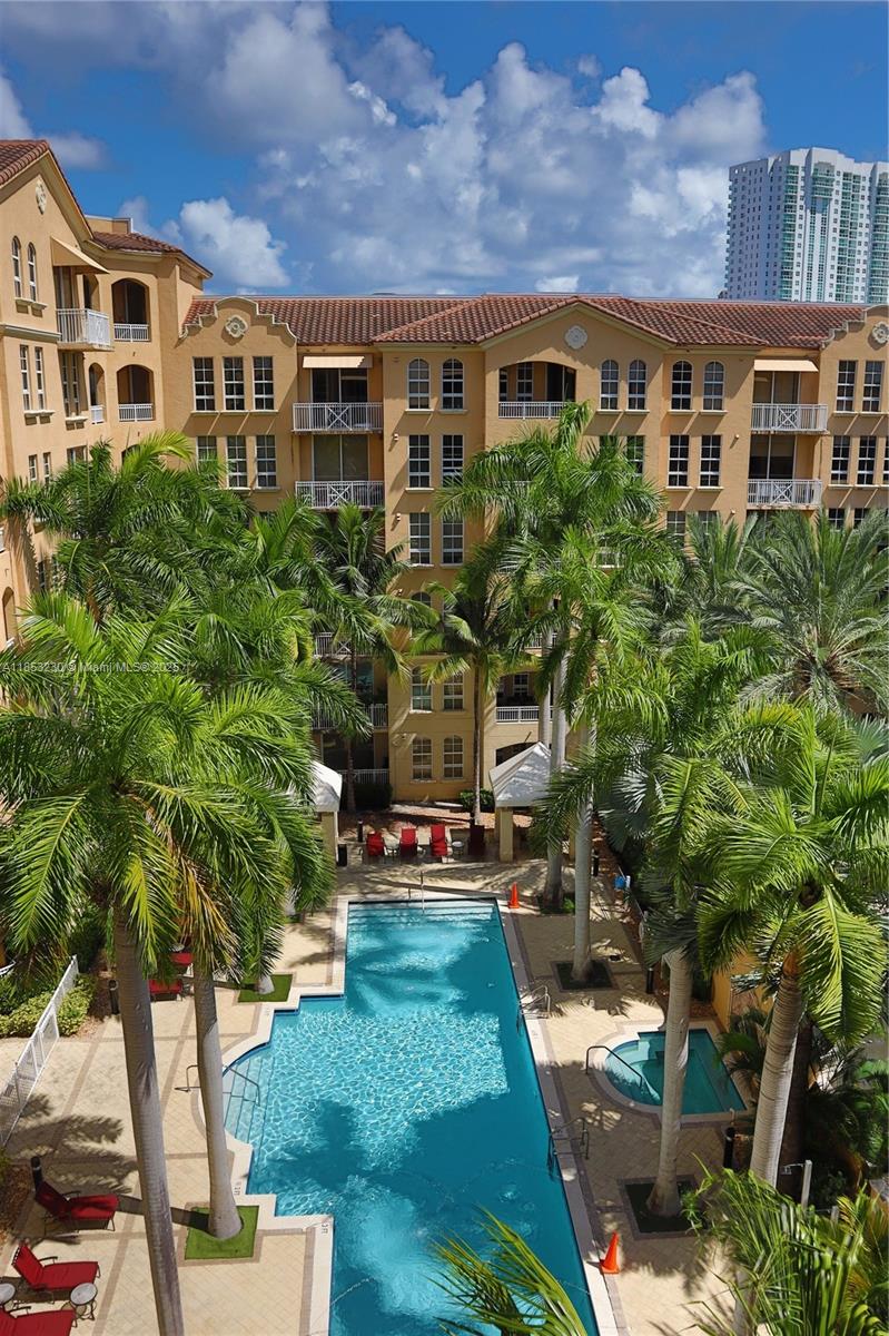 image Alaqua Condo11