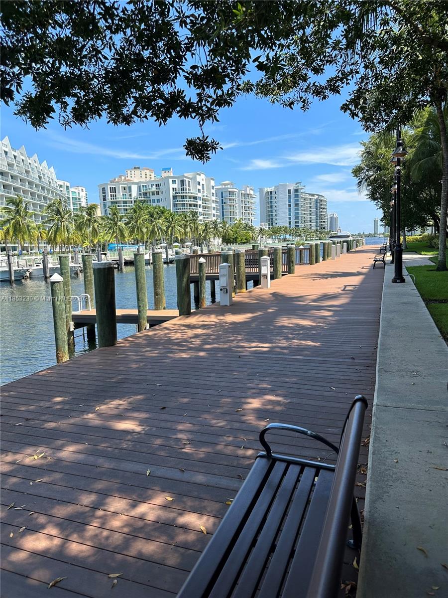 image Alaqua Condo14