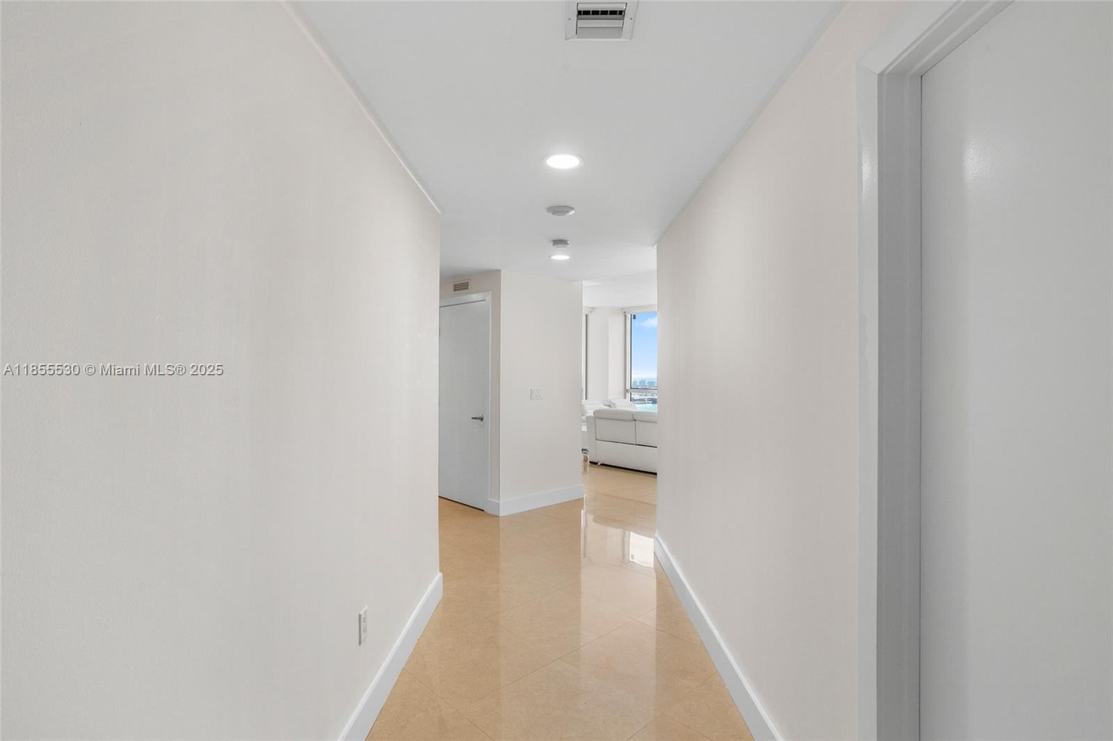 image 1060 Brickell18