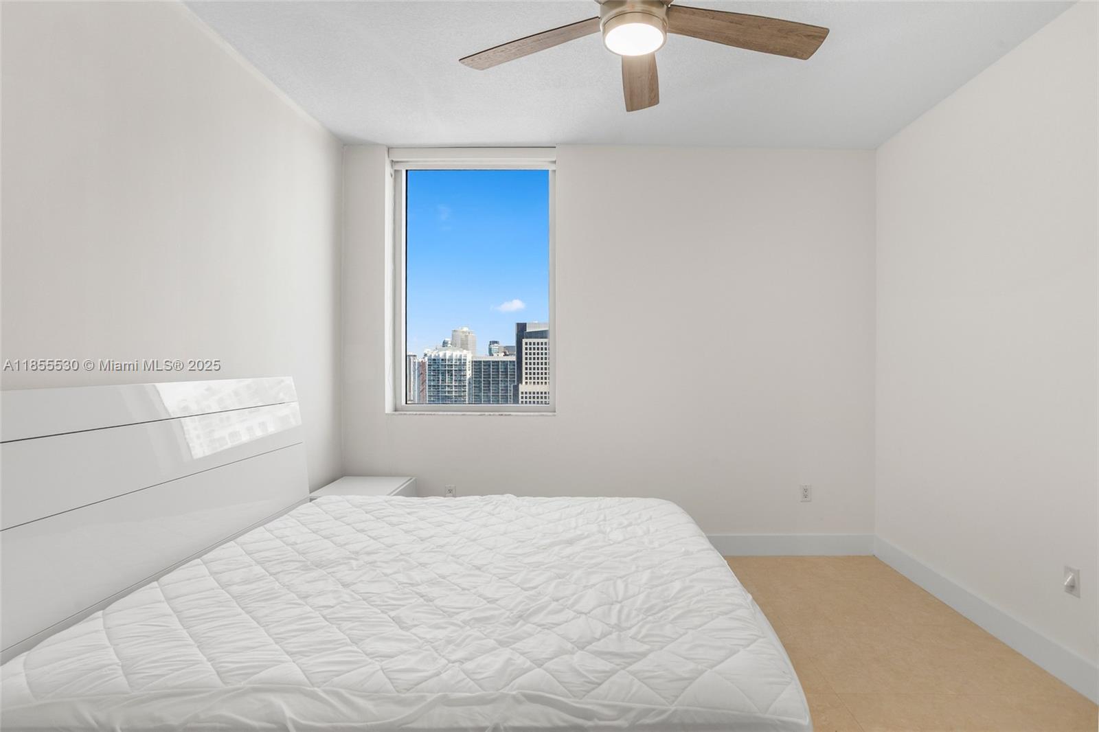 image 1060 Brickell21