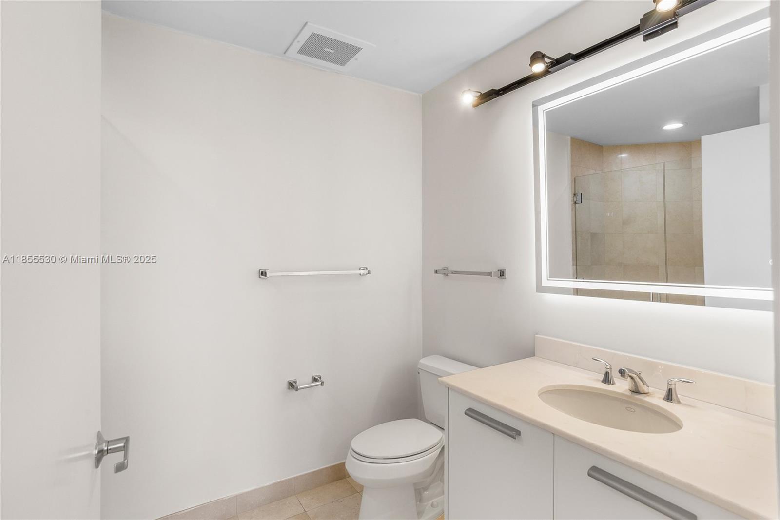 image 1060 Brickell23