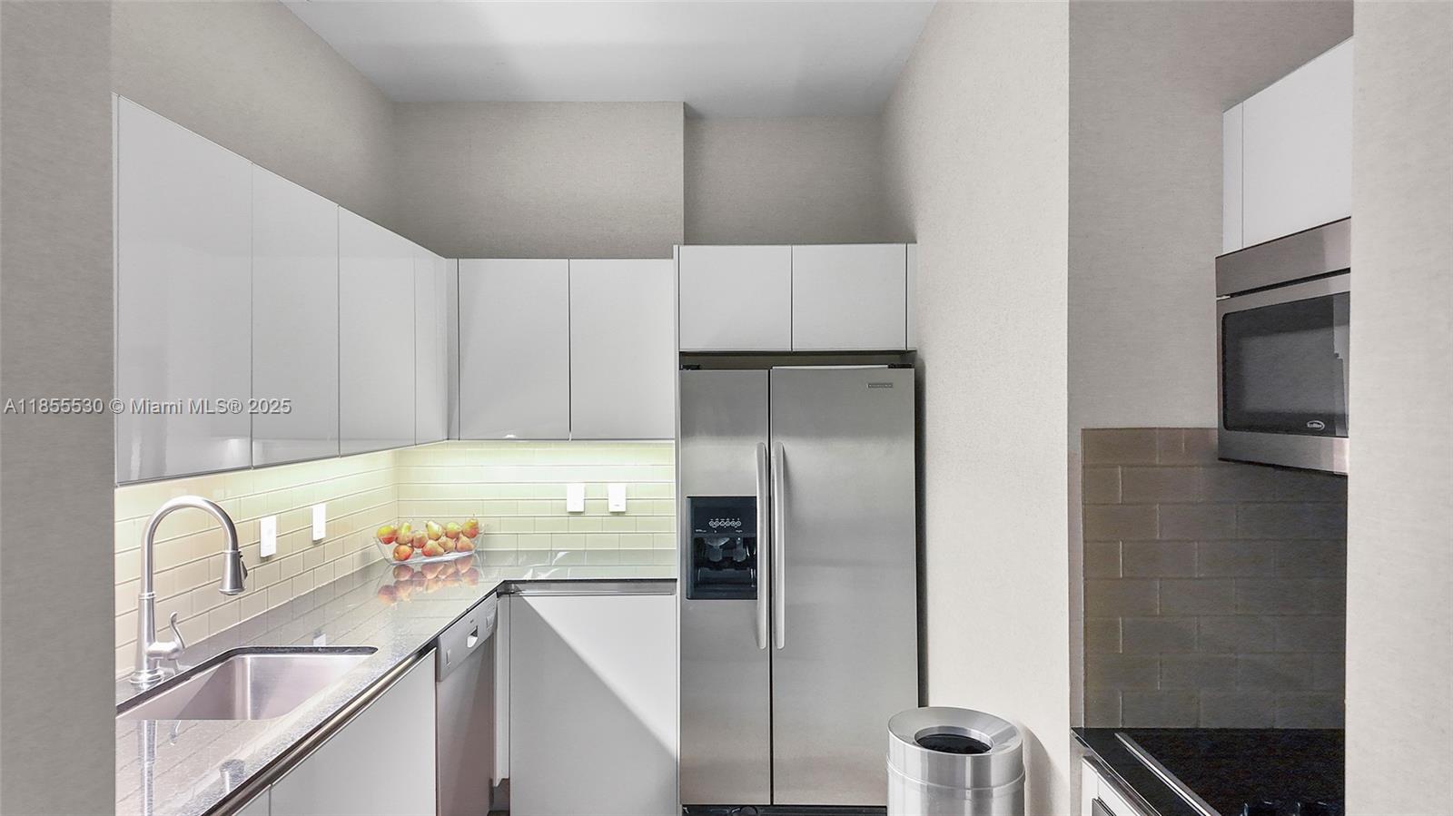 image 1060 Brickell27