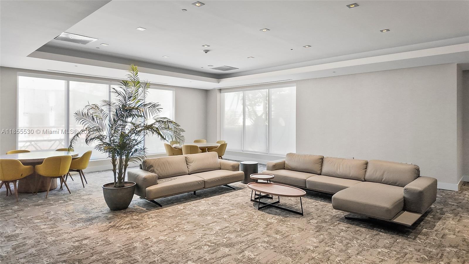 image 1060 Brickell28
