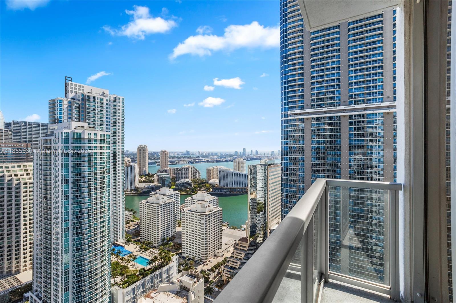 image 1060 Brickell32