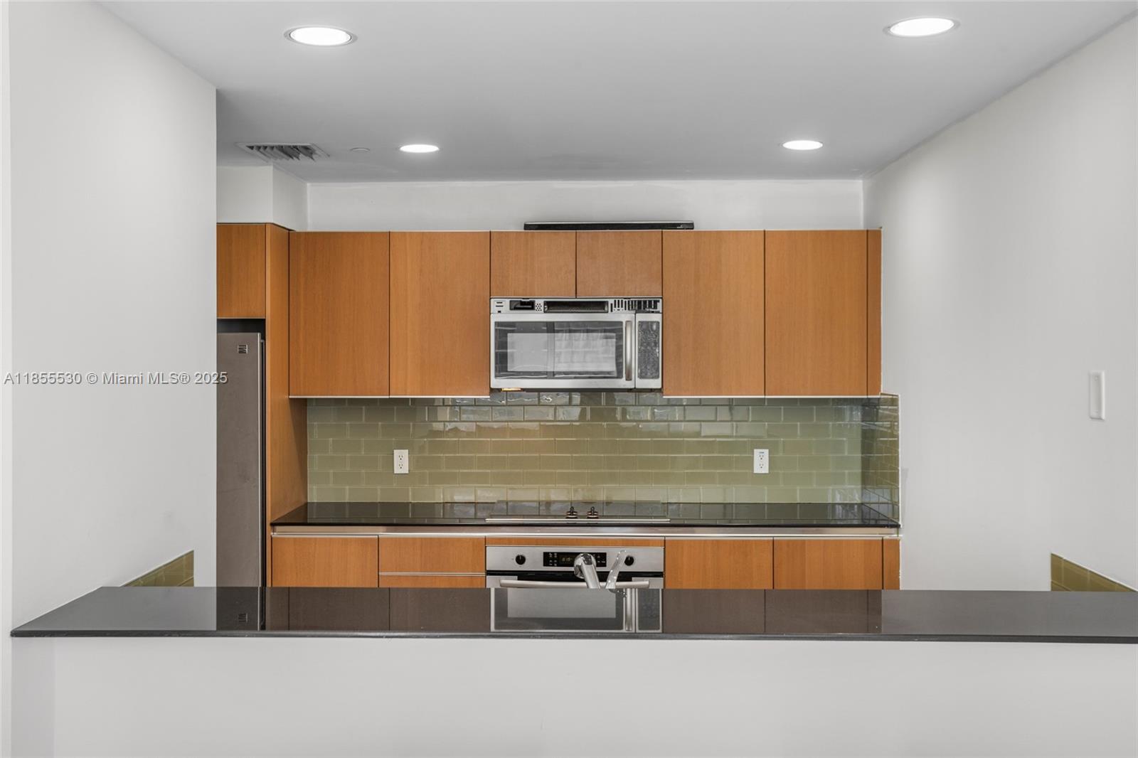 image 1060 Brickell8
