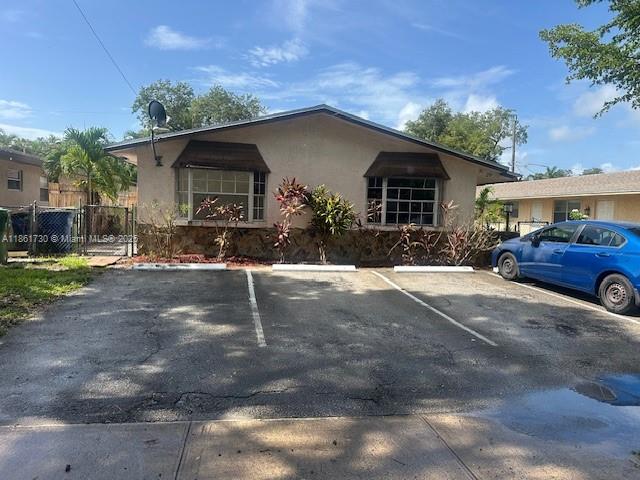 31 SW 8th Ct #1-2