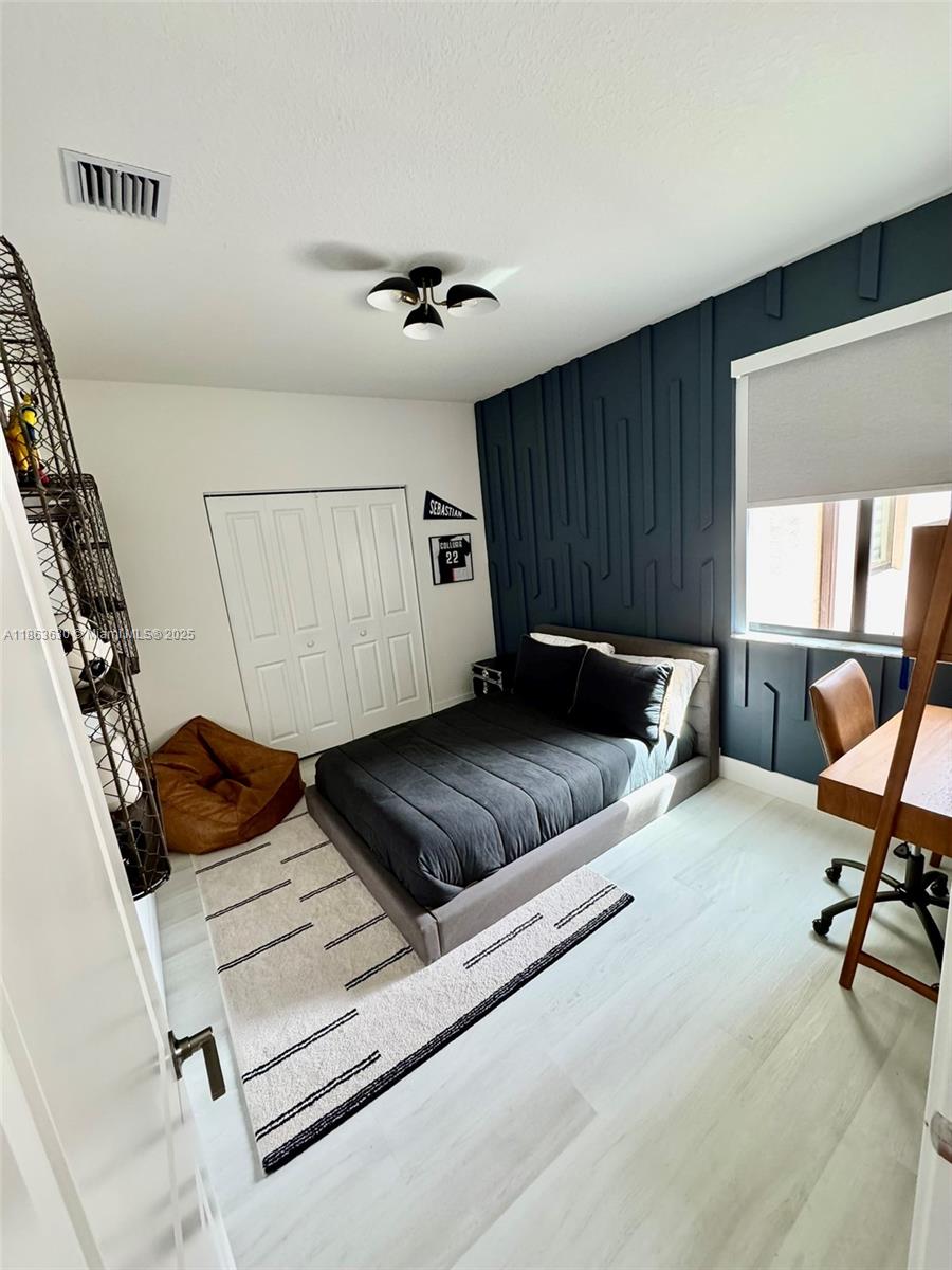 4867 NW 84th Ave Doral, FL 33166