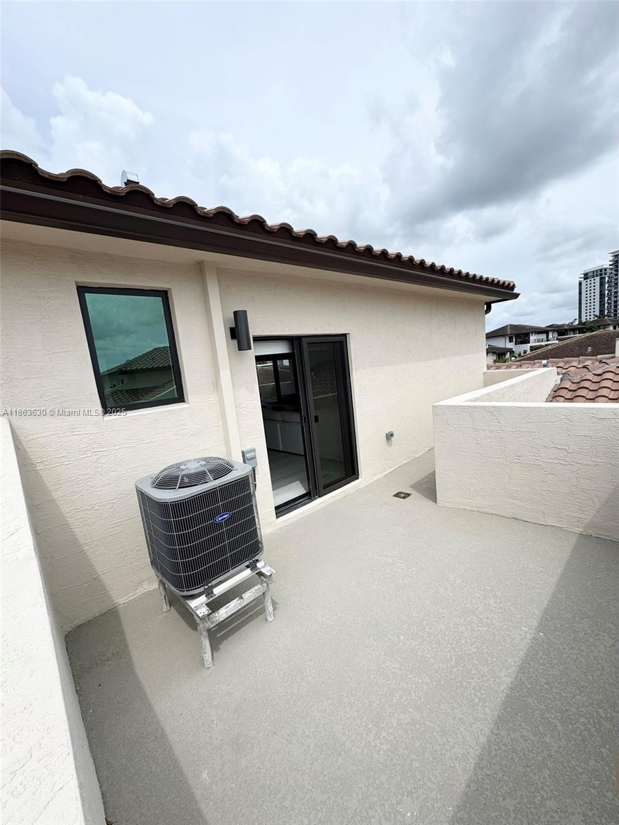 4867 NW 84th Ave Doral, FL 33166