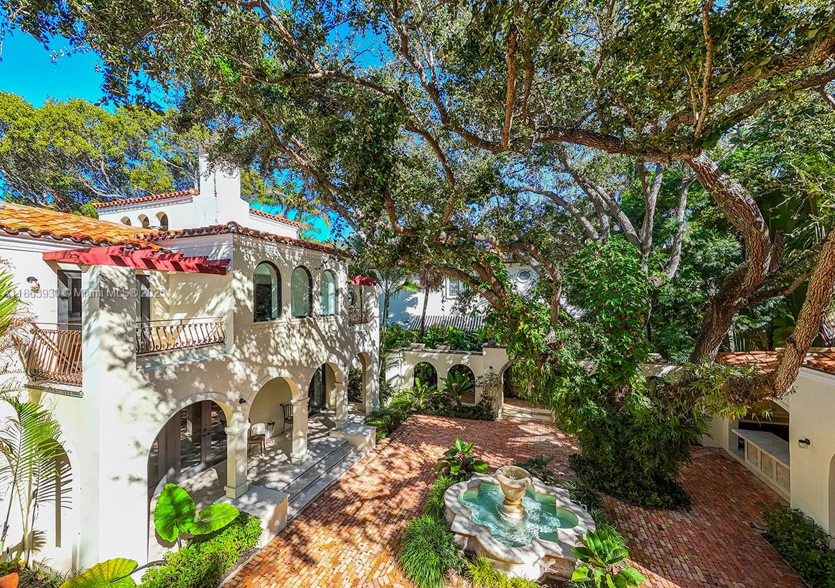 1425 W 27th St Miami Beach, FL 33140