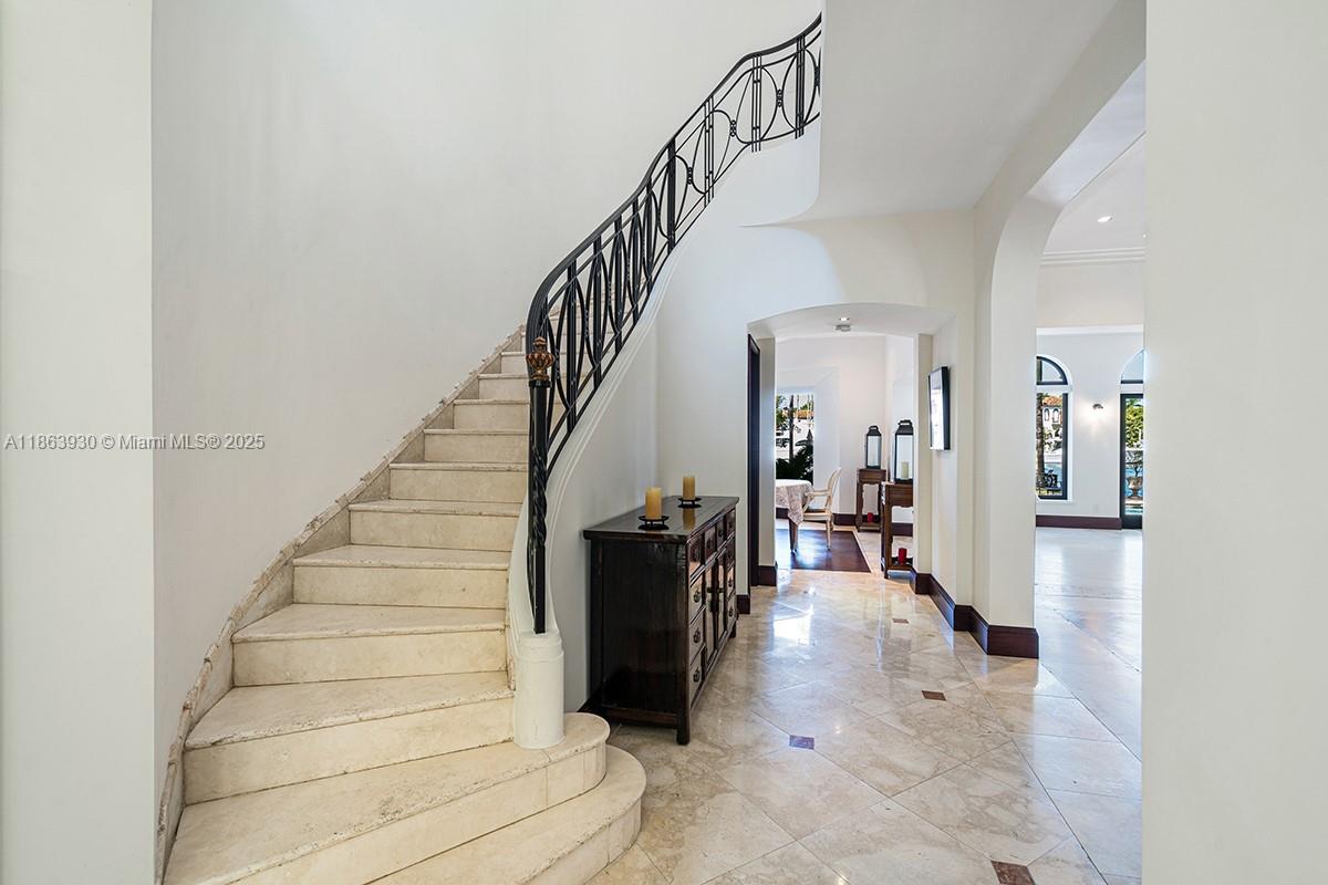 1425 W 27th St Miami Beach, FL 33140