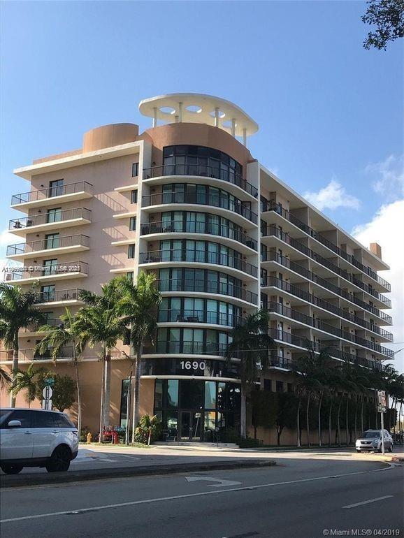 1690 SW 27th Ave #703