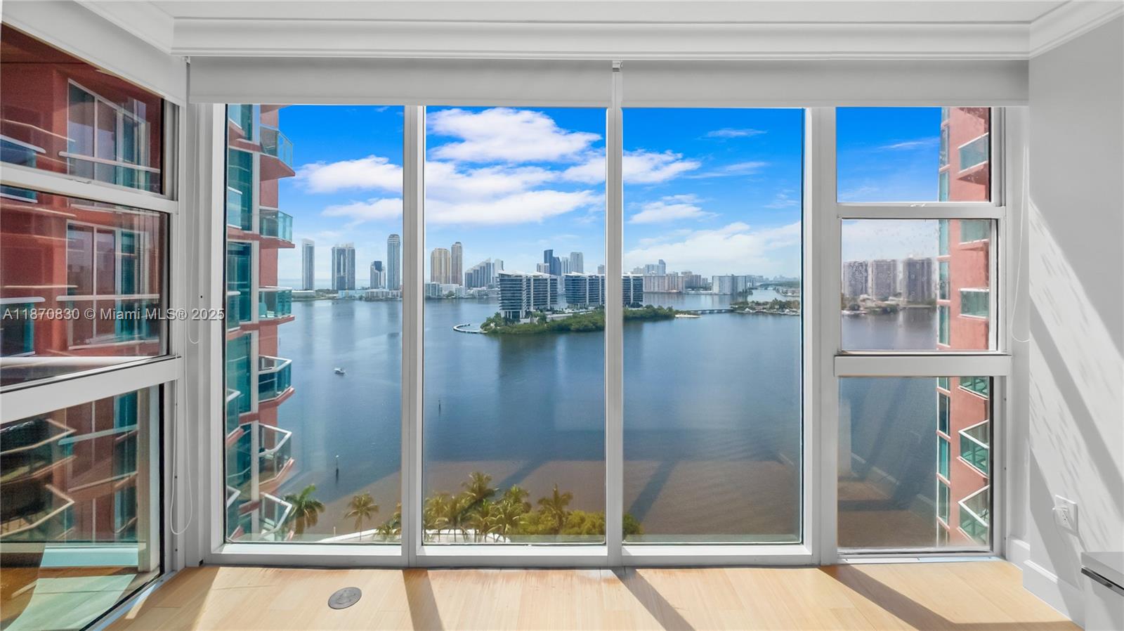 3370 Hidden Bay Dr #2010 Aventura, FL 33180