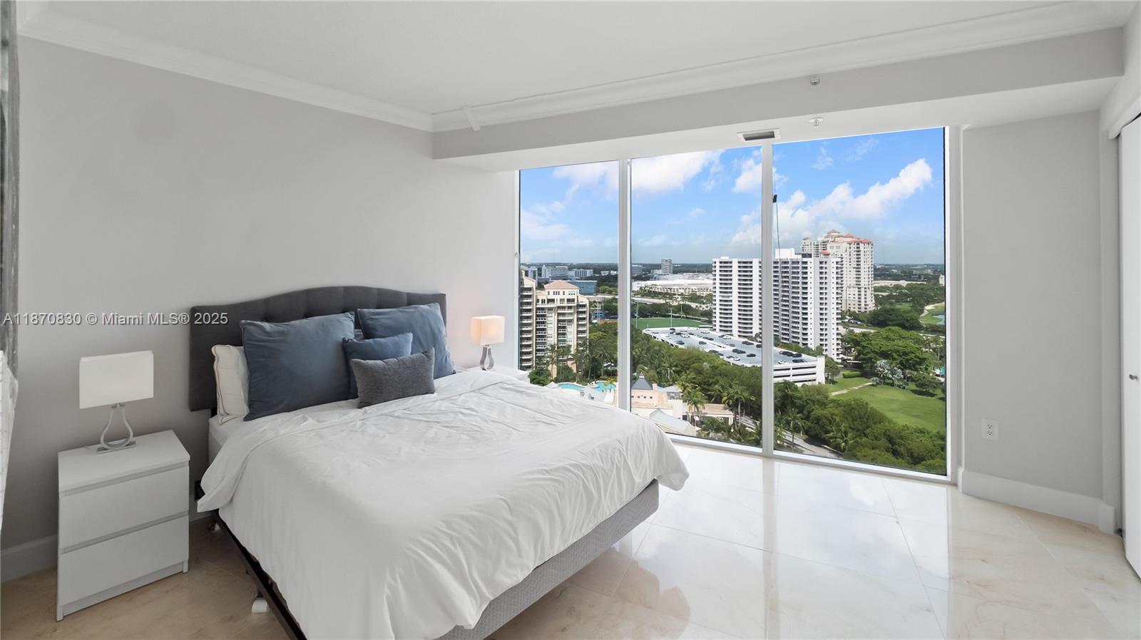 3370 Hidden Bay Dr #2010 Aventura, FL 33180